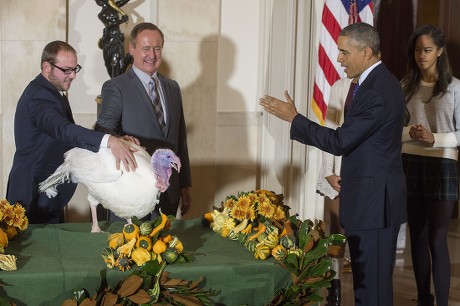Usa Thanksgiving Turkey Pardoning Obama - Nov 2014