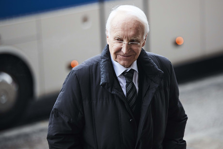 43+ Edmund Stoiber Gärtner, Da tanke ich kraft, äh und äh.
