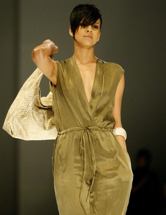 Colombia Fashion - Feb 2011