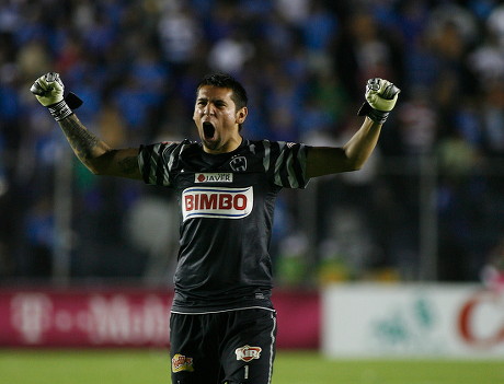 Monterreys Goalkeeper Jonathan Orozco Celebrates Goal Editorial Stock
