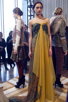 Usa New York Fashion Week - Feb 2012