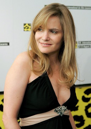 Us Actress Jennifer Jason Leigh Poses Editorial Stock Photo - Stock 