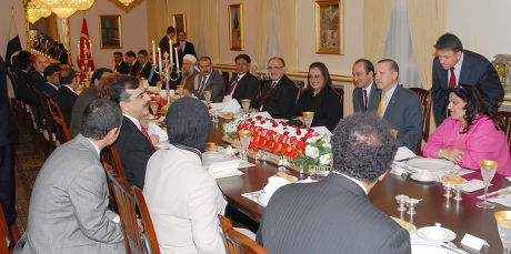 Prime Minister of Pakistan at a banquet at the Turkish Prime Minister's House, Ankara, Turkey    - 29 Oct 2008