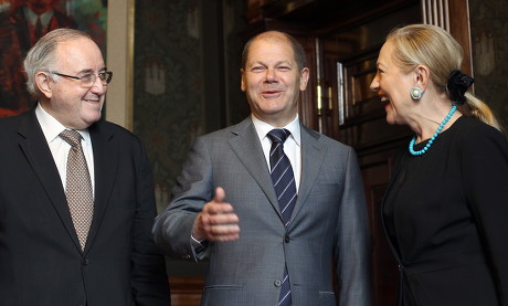 Hamburgs Mayor Olaf Scholz C Welcomes Editorial Stock Photo - Stock ...