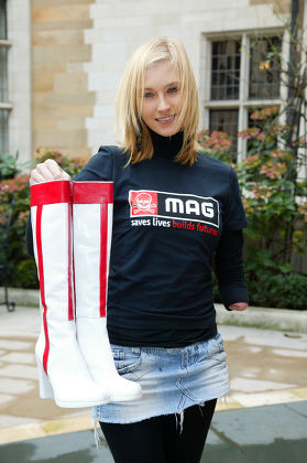 Model Kelly Knox Promoting the Mines Advisory Group's Celebrity Shoe Auction, London, Britain - 24 Oct 2008