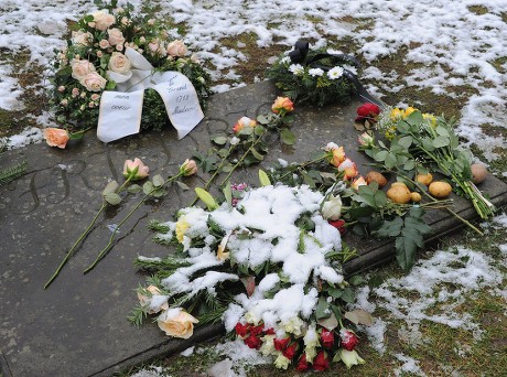 45 300th birthday Stock Pictures, Editorial Images and Stock Photos