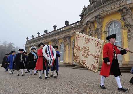 45 300th birthday Stock Pictures, Editorial Images and Stock Photos