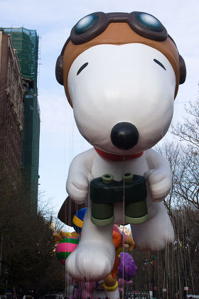 Snoopy Balloon Float Editorial Stock Photo - Stock Image | Shutterstock