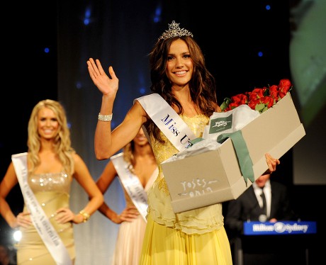 Australia Miss Universe - Apr 2009