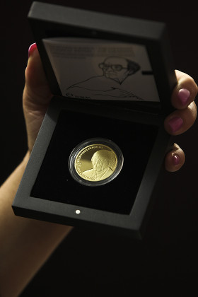 Portugal Jose Saramago Coin - May 2013