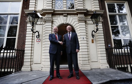 Dutch Minister Welcomes British Colleague - Jul 2012