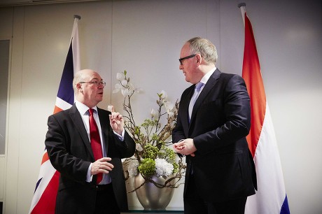 Netherlands Britain Diplomacy - Apr 2013