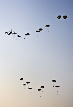 Parachutists Dropped Ginkel Heath Ede Netherlands Editorial Stock Photo 