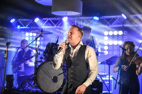 Ritchie Remo in concert at the Valley Hotel in Fivemiletown, County Tyrone, Ireland - 11 Feb 2017