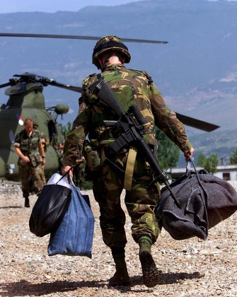 55 Soldiers with luggage Stock Pictures, Editorial Images and Stock