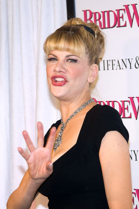 Kristen Johnston Editorial Stock Photo - Stock Image Shutterstock