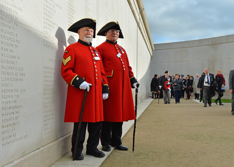 Chelsea Pensioners James Fellows From Mercian Reg. (l) And David Grant From The Middlesex Reg.(r) Attend Armistice Day At The National Memorial Arboretum Alrewas Staffs.