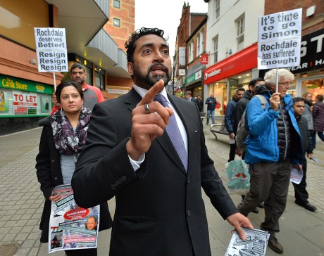 Demonstration Against Rochdale Mp Simon Danczuk. Former Labour Councillor Farooq Ahmed Speaks Out In Rochdale High St. Greater Manchester.