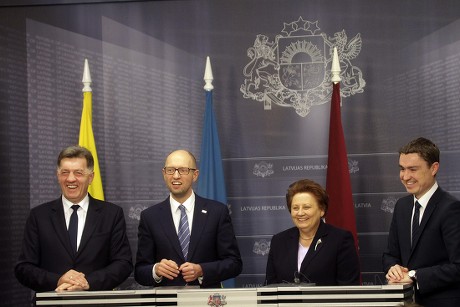 Latvia Ukraine Baltic States Diplomacy - Nov 2015