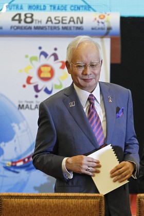 Malaysia Prime Minister Najib Razak Reacts Editorial Stock Photo ...