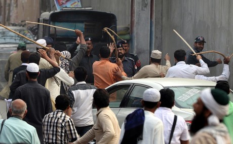 Pakistan Mumtaz Qadri Execution - Mar 2016