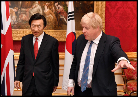 South Korean Foreing Affairs minister Byung-se visit to London, UK - 22 Feb 2017