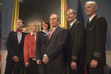 US Airways Flight 1549 Captain and Crew Presented with Keys to the City of New York, America - 09 Feb 2009