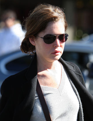 Lara Flynn Boyle Out and About in Los Angeles, California, America - 10 Feb 2009