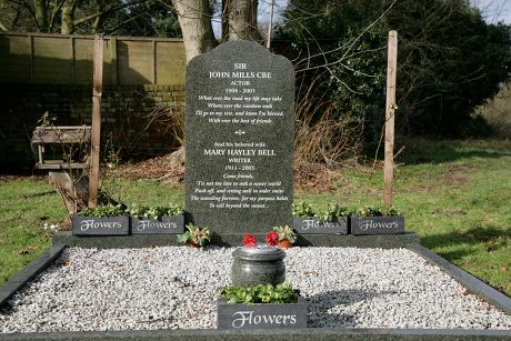 Sir John Mills Grave Saint Marys Editorial Stock Photo - Stock Image ...