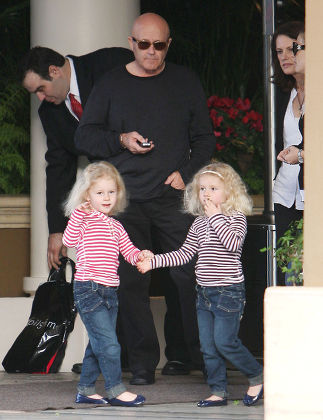Heath Ledger's Family prepare to leave  Beverly Hills, Los Angeles, America - 23 Feb 2009