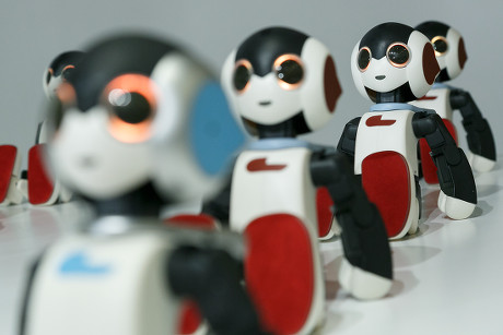 L R Robots Robi 2 Robi Editorial Stock Photo - Stock Image | Shutterstock