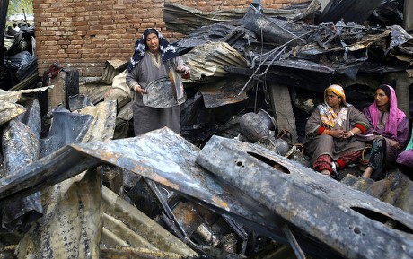 Kashmiri Woman Reacts Near Her Gutted Editorial Stock Photo - Stock ...