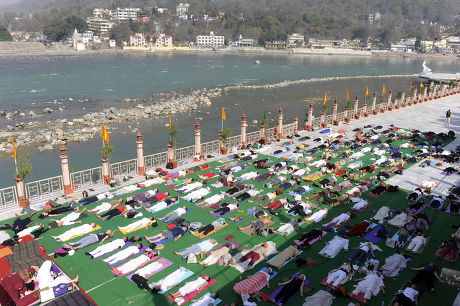 8th Annual International Yoga Festival, Rishikesh, India  - 01 Mar 2009