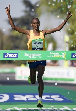 Kenyan Runner Paul Lonyangata Celebrates Winning Editorial Stock Photo