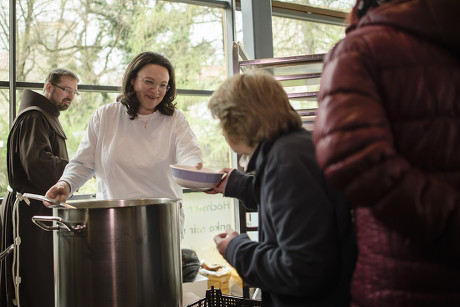 German Minister of Work and Social Issues Nahles visits soup kitchen in Berlin, Germany - 11 Apr 2017