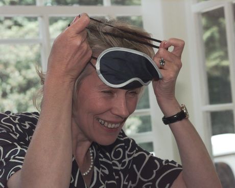 Virginia Bottomley Now Baroness Bottomley Nettlestone Redaktionelles