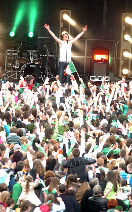 St Patrick's Day parade, Belfast, Northern Ireland, Britain - 17 Mar 2009
