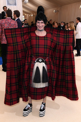 The Costume Institute Benefit celebrating the opening of Rei Kawakubo/Comme des Garcons: Art of the In-Between, Arrivals, The Metropolitan Museum of Art, New York, USA - 01 May 2017