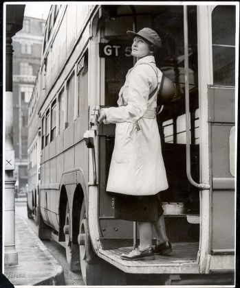 Betty Barnes Former Hairdresser Pictured 1940 Editorial Stock Photo ...