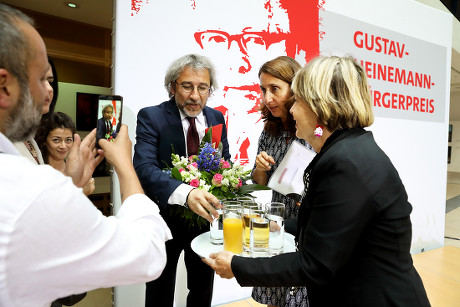 Award of the Gustav Heinemann Citizen Prize to Can Dundar at the Willy-Brandt-Haus, Berlin, Germany - 22 May 2017