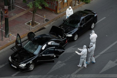 Bomb attack in the car of former Greek Prime Minister Lucas Papademos in central Athens, Greece - 25 May 2017