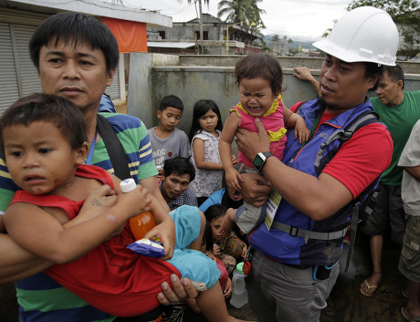 Filipino Displaced Girl Seen Inside School Editorial Stock Photo ...