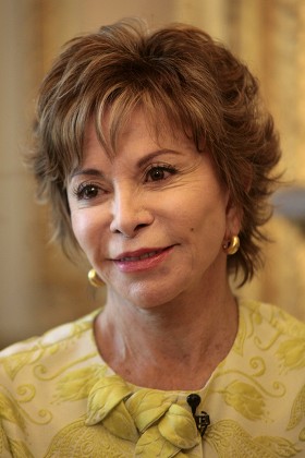 Isabel Allende 'Mas alla del Invierno' book photocall, Madrid, Spain - 05 Jun 2017