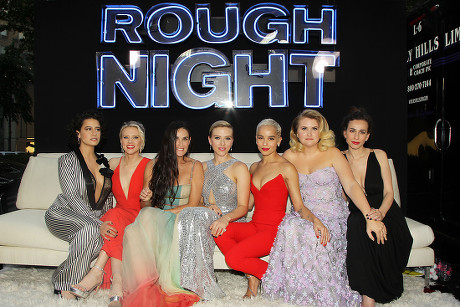  Rough Night : Scarlett Johansson, Kate McKinnon