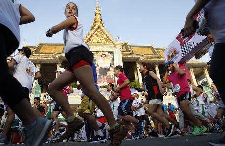 Marathon to celebrate Queen Mother Norodom Monineath's birthday, Phnom Penh, Cambodia - 18 Jun 2017