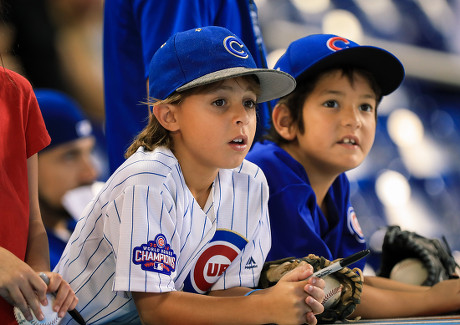 Young Cubs Fans Await Chance Get Editorial Stock Photo - Stock Image