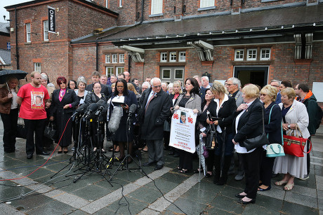 Family Members 96 Hillsborough Victims Address Editorial Stock Photo ...