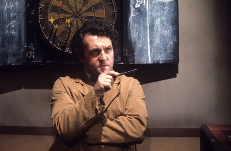 98 Norman rossington Stock Pictures, Editorial Images and Stock Photos ...