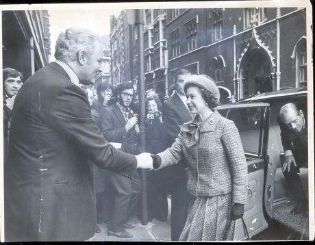 Visit Fleet Street 1976 Queen Elizabeth Editorial Stock Photo - Stock ...