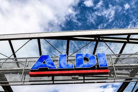 Logo Aldi Supermarket Dresden Germany 04 Editorial Stock Photo Stock